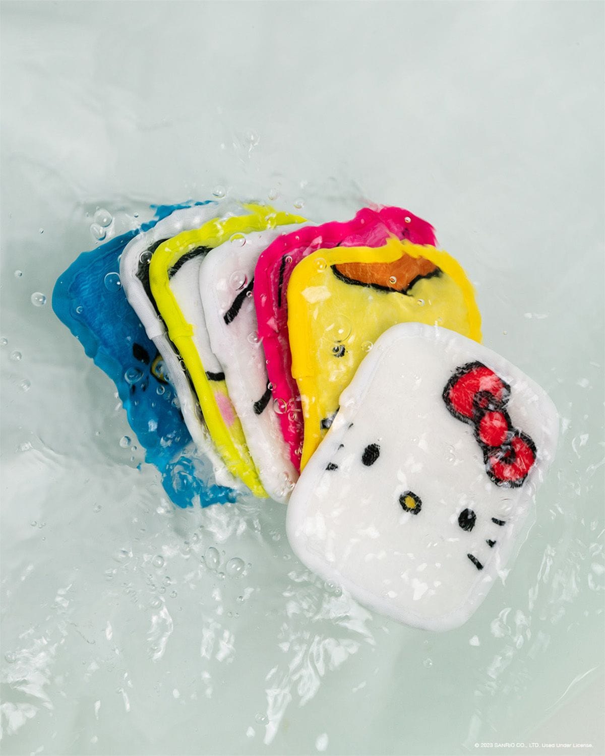 Hello Kitty and Friends 7-Day Sets